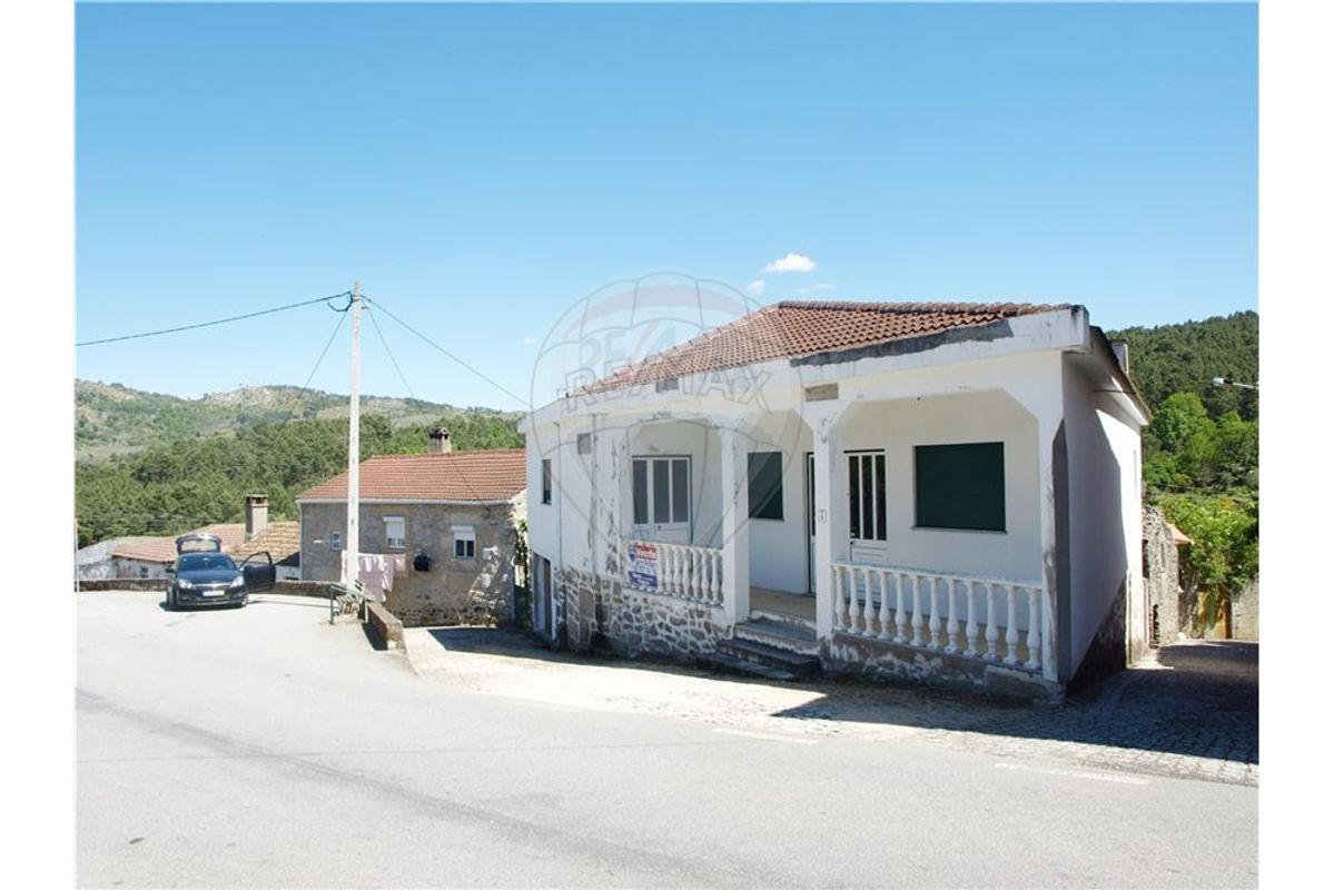 MORADIA - MOIMENTA DA BEIRA