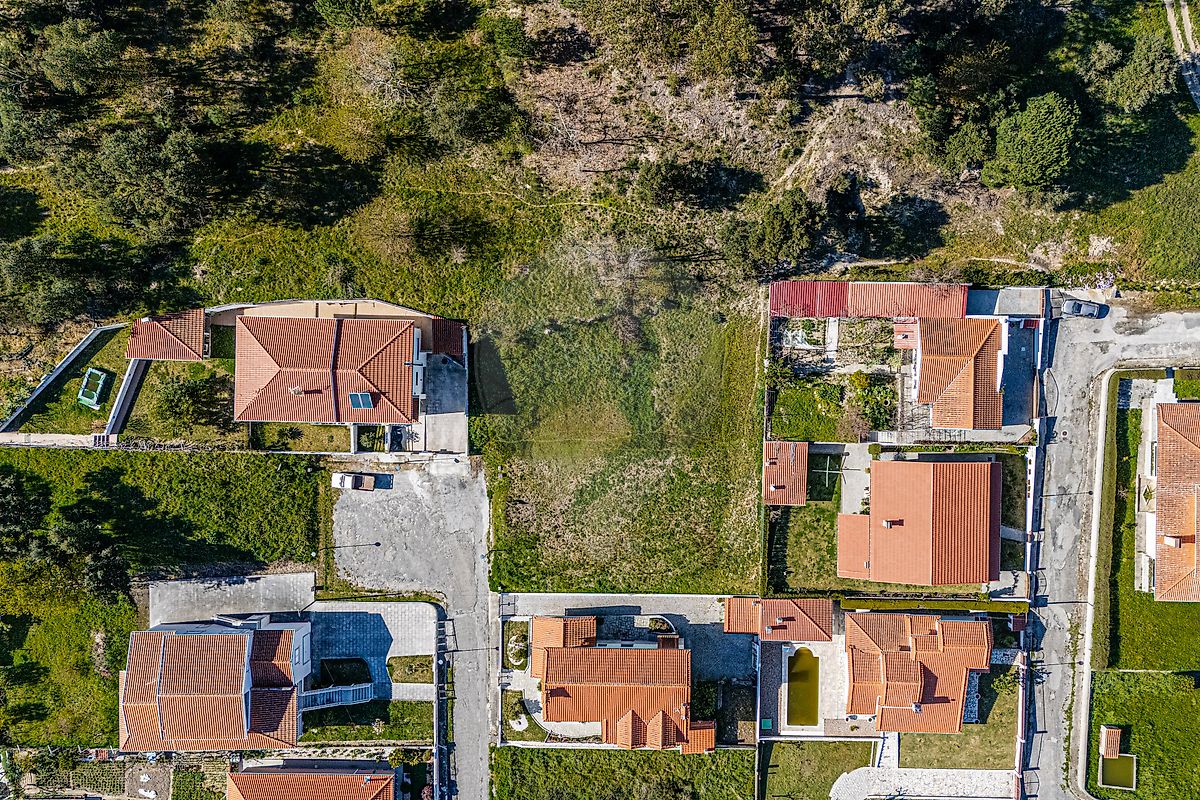 listing 122031113-1 picture-0