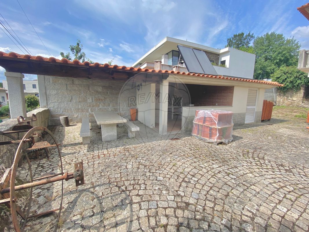 listing 122031142-57 picture-0