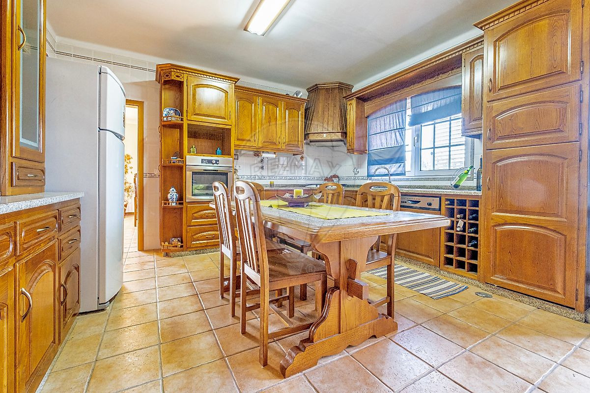 listing 122031142-57 picture-0