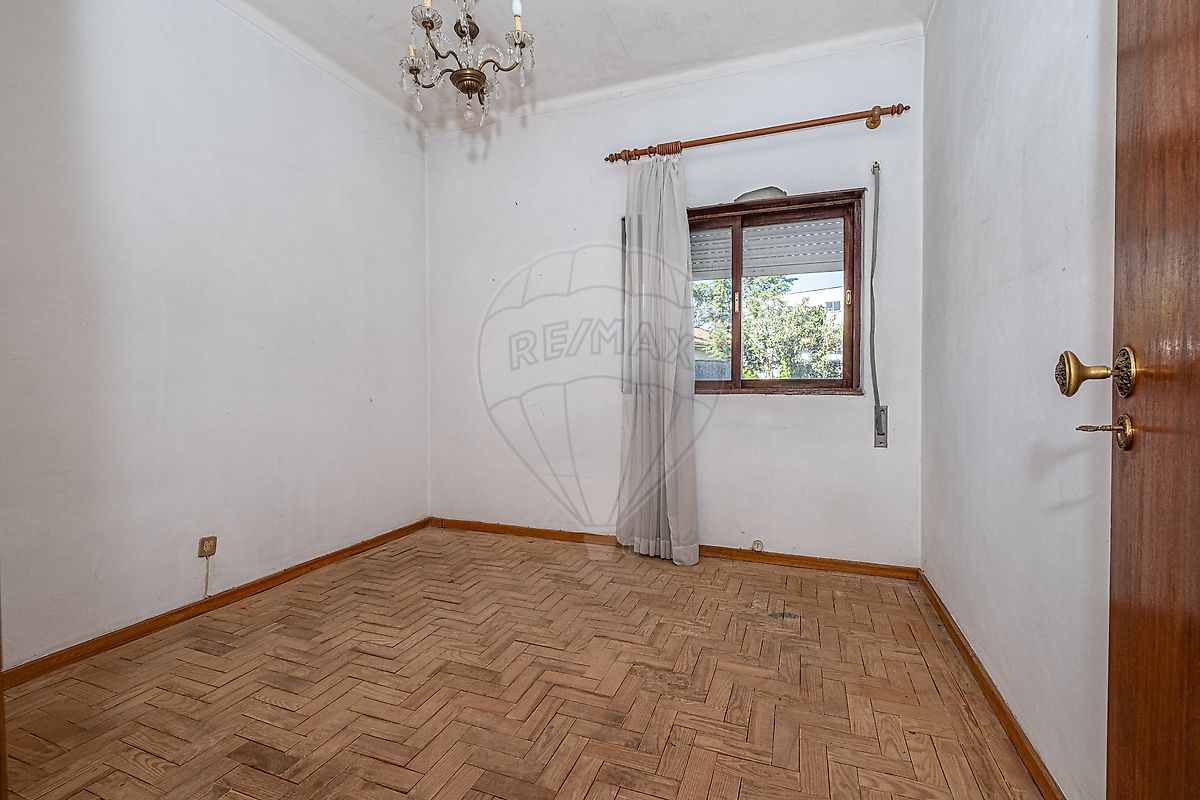 listing 122031150-52 picture-0