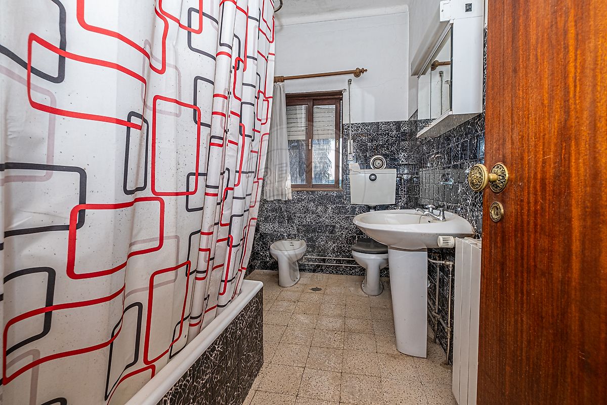 listing 122031150-52 picture-0