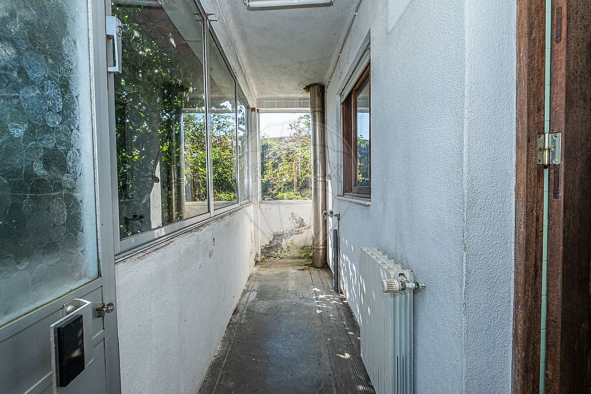 listing 122031150-52 picture-0