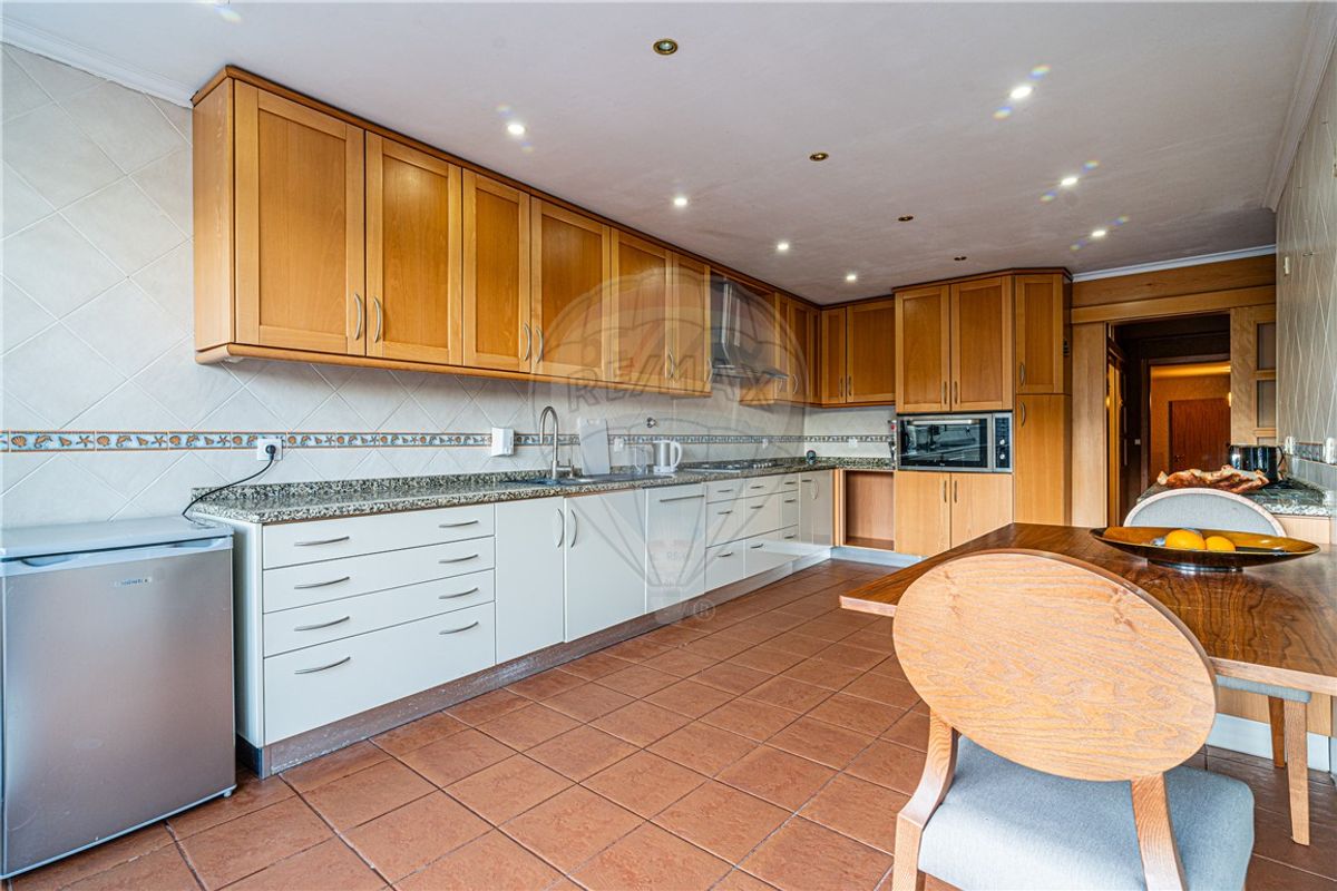 listing 122031162-63 picture-0