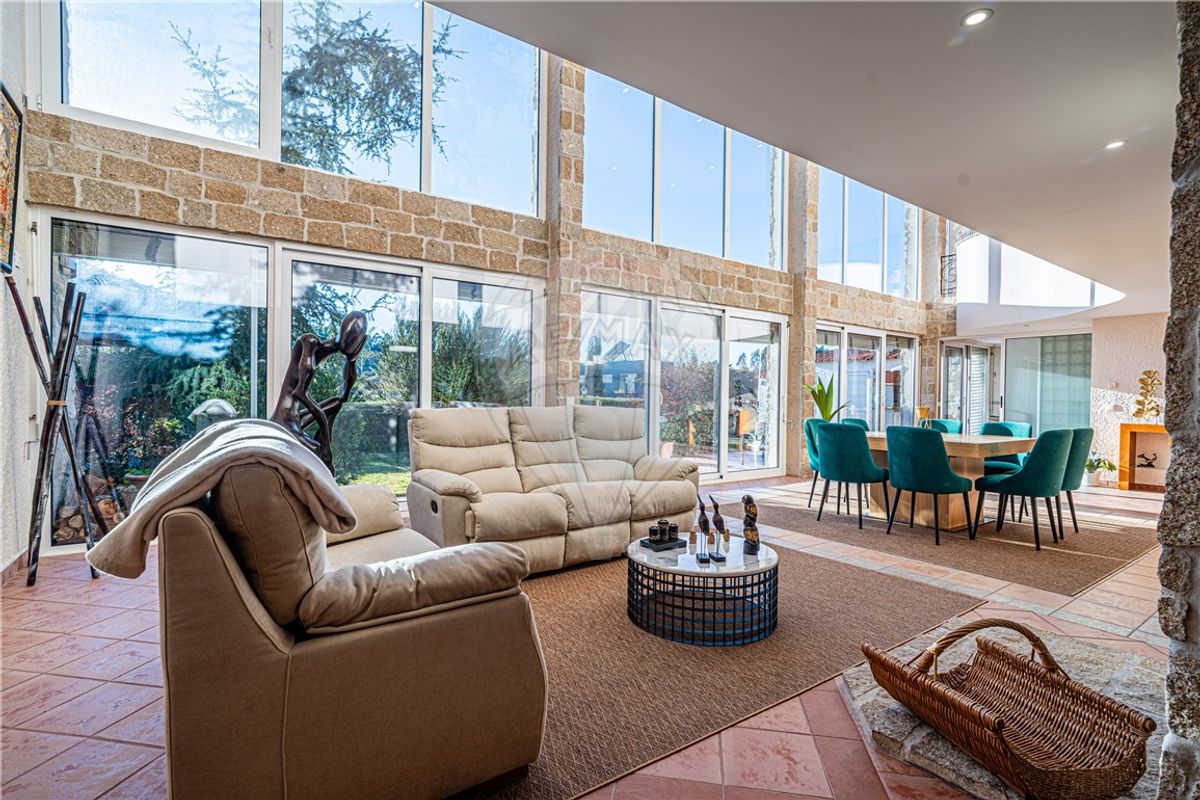 listing 122031162-63 picture-0
