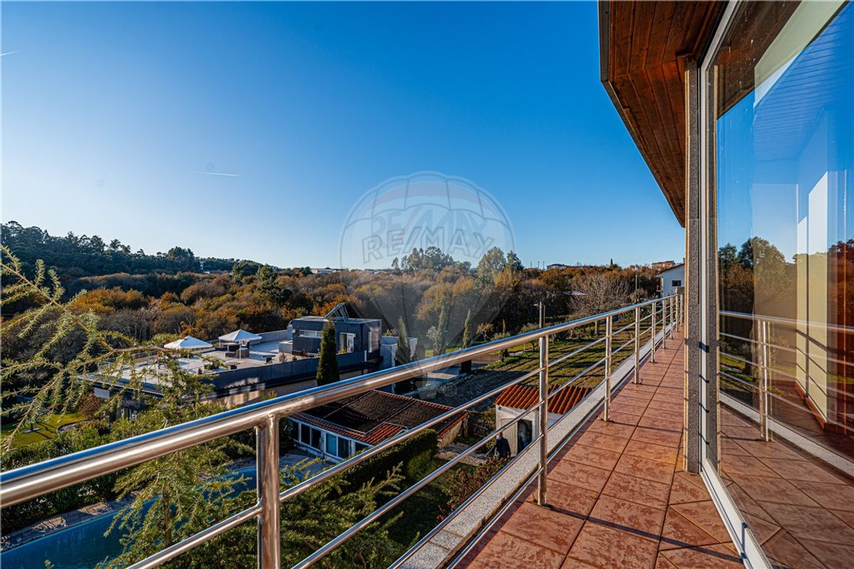 listing 122031162-63 picture-0