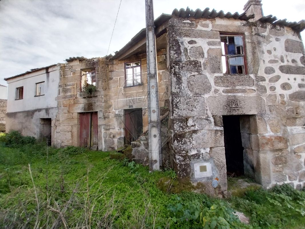 Moradia T2 para venda