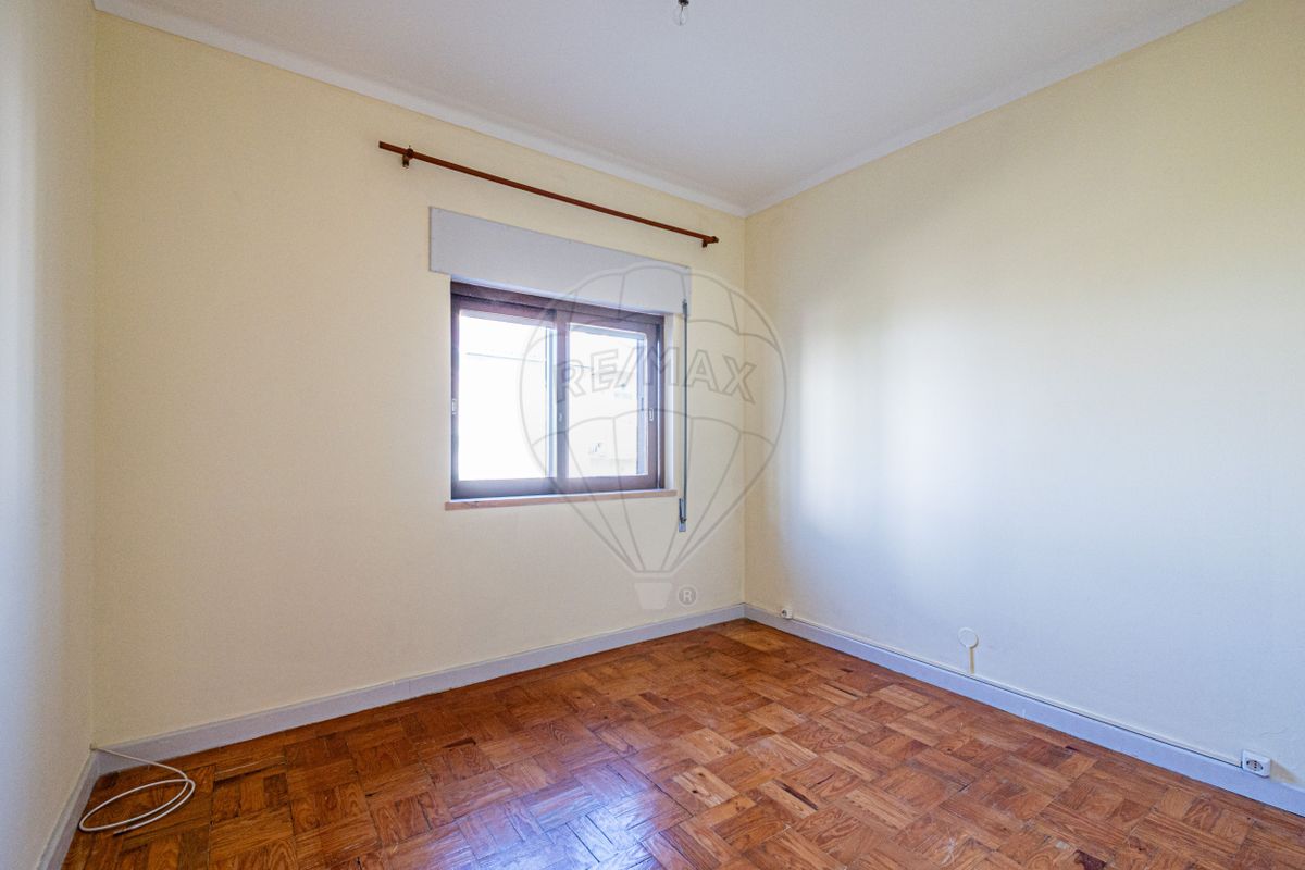 listing 122031040-418 picture-0
