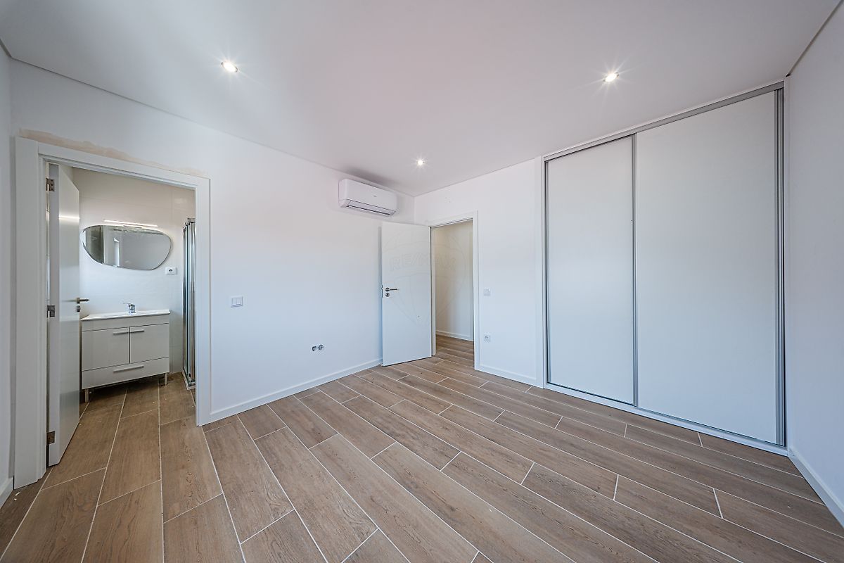 listing 122031164-27 picture-0