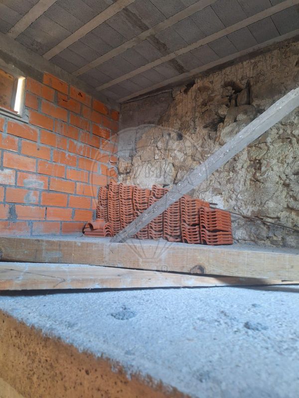 Moradia T2 para venda