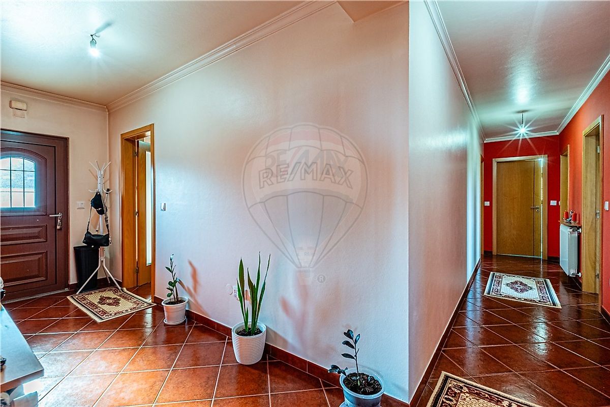 listing 122031161-142 picture-0
