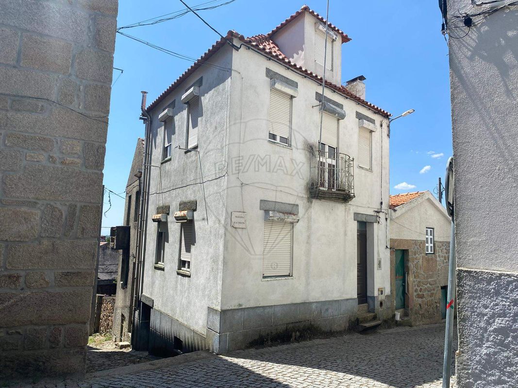 Moradia T2 para venda