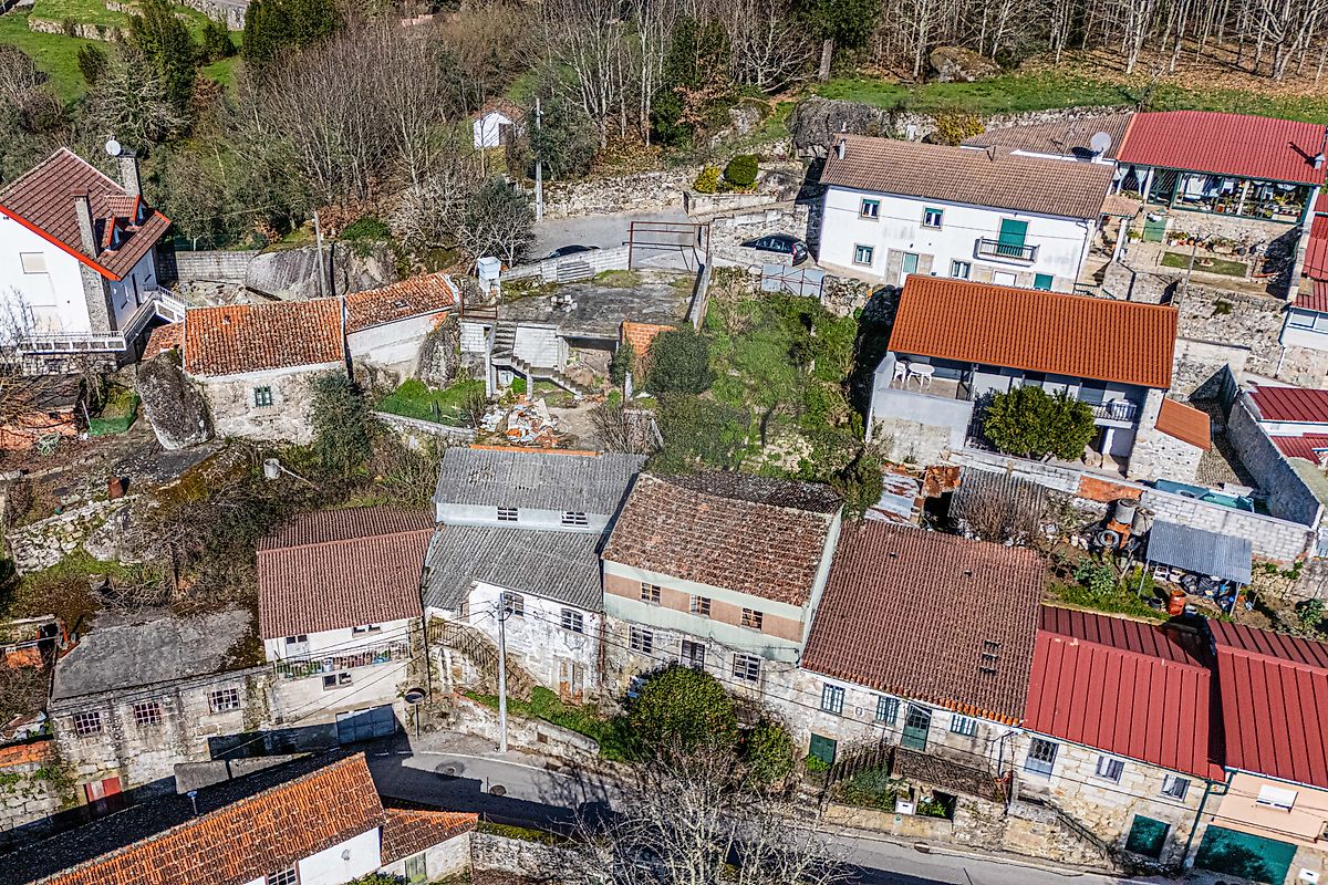 Moradia - Couto de Baixo e Couto de Cima, Viseu, Viseu