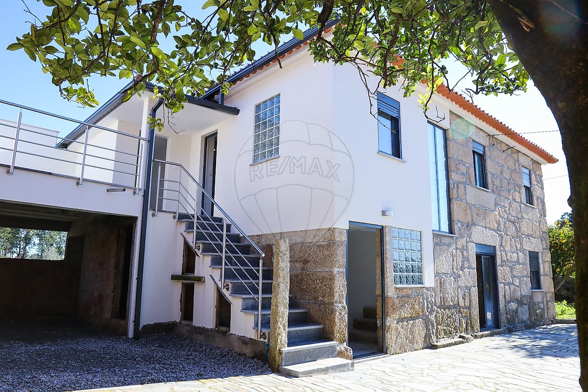 Moradia - Vilar de Besteiros e Mosteiro de Fráguas, Tondela, Viseu