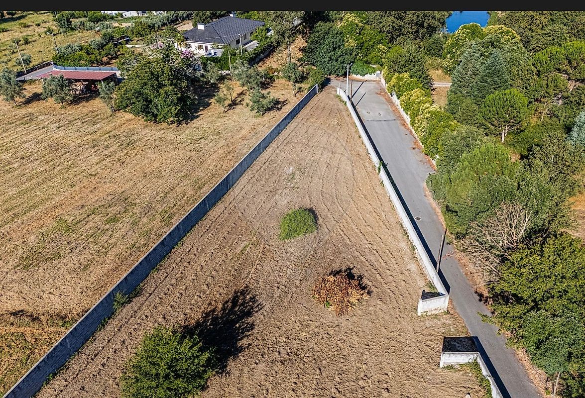 Terreno - Canas de Santa Maria, Tondela, Viseu