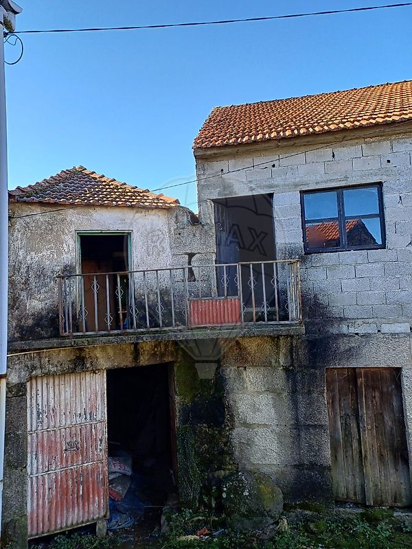 Moradia - Peva e Segões, Moimenta da Beira, Viseu