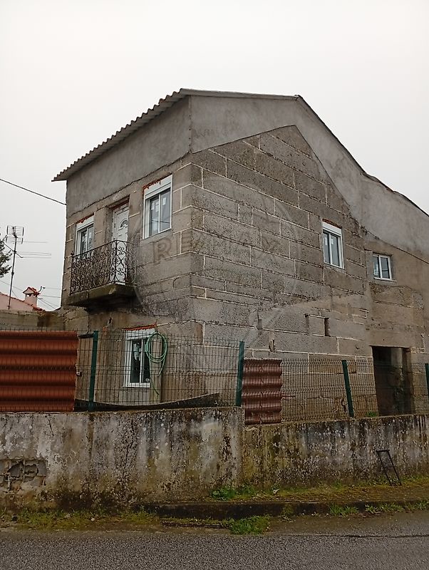 Moradia - Senhorim, Nelas, Viseu