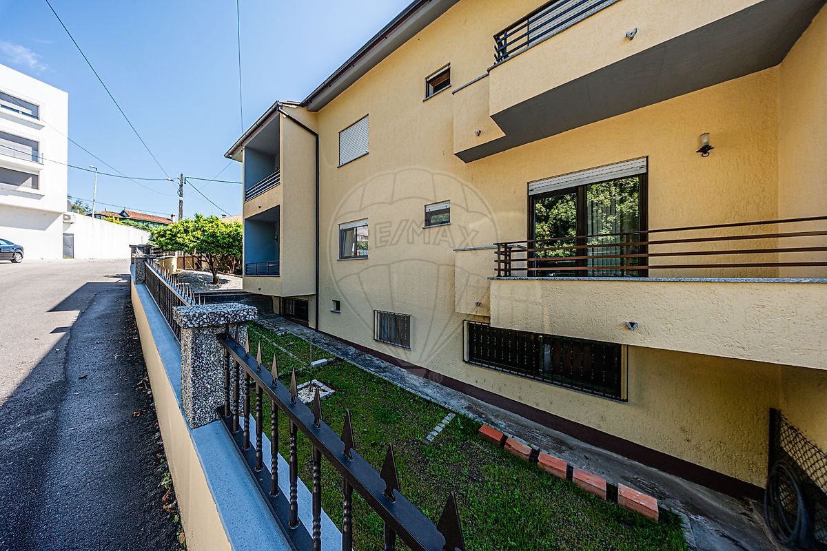 Apartamento T4 à venda em Viseu
