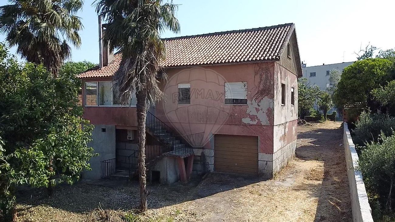 Moradia - Castelões, Tondela, Viseu