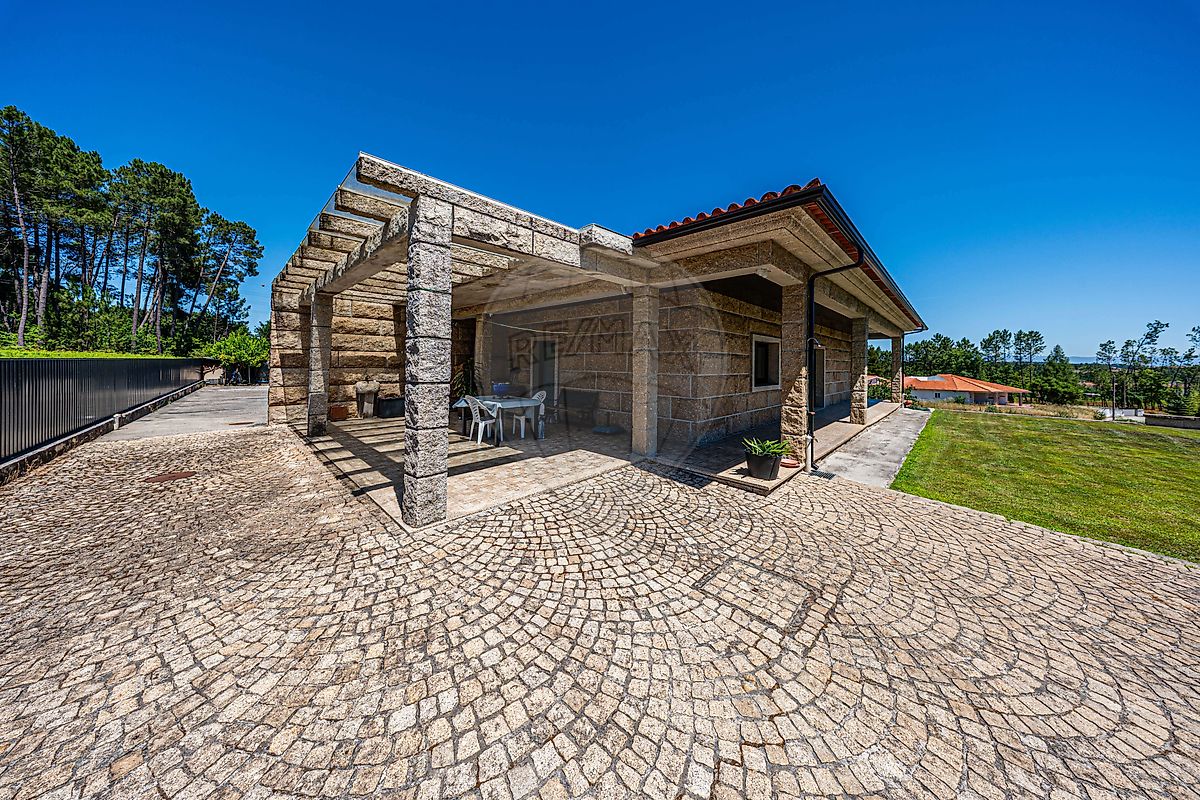 Moradia T4 à venda em Campo, Viseu — foto 11