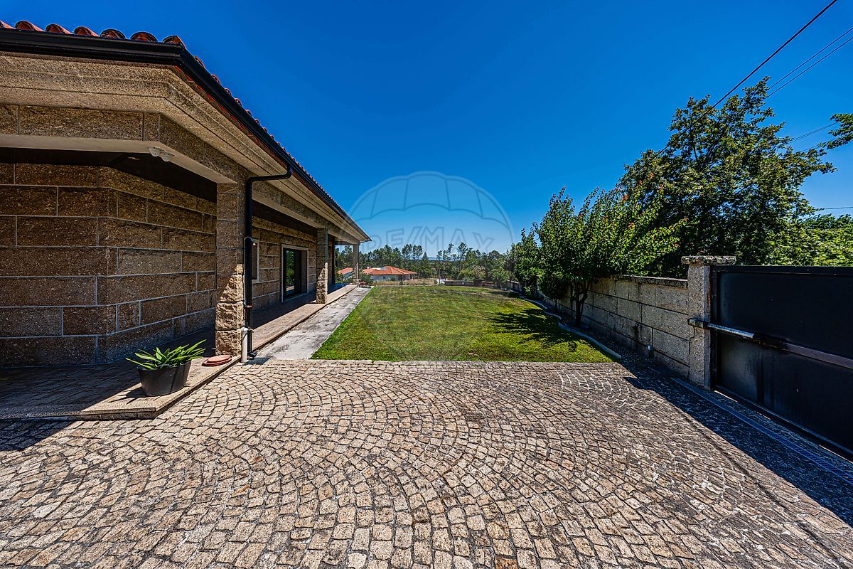 Moradia T4 à venda em Campo, Viseu — foto 12