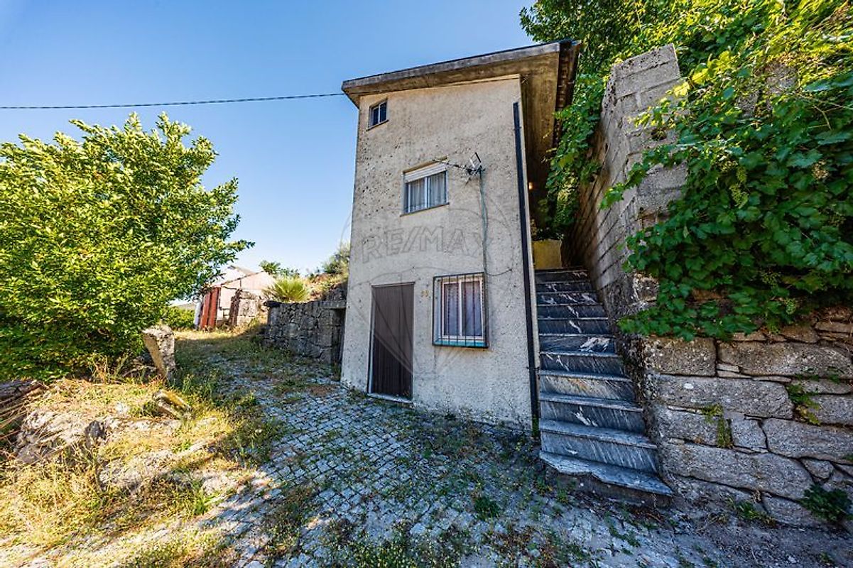 Moradia - Reriz e Gafanhão, Castro Daire, Viseu