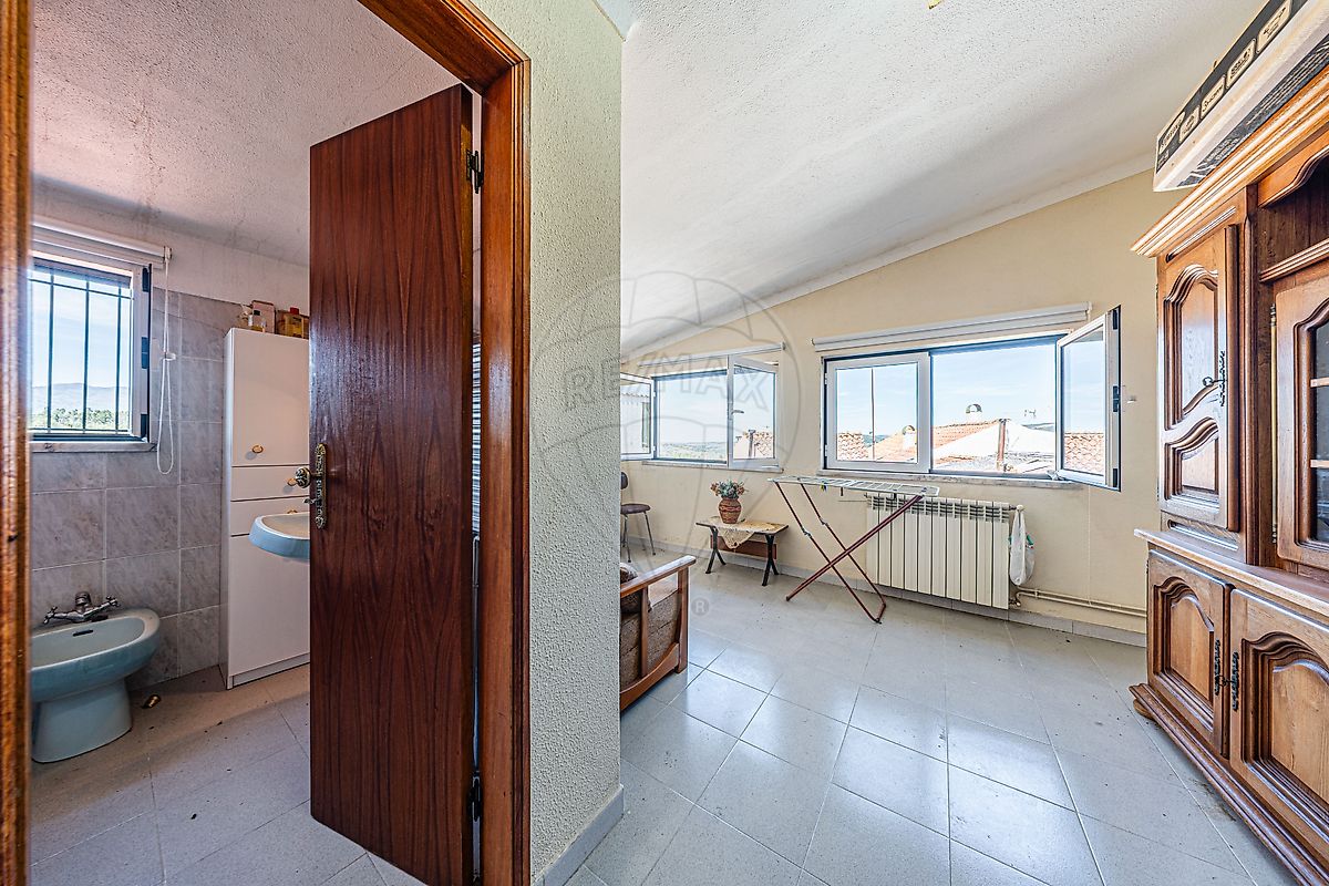 Moradia T4 à venda em Juncais, Vila Ruiva e Vila Soeiro do Chão, Fornos de Algodres — foto 22