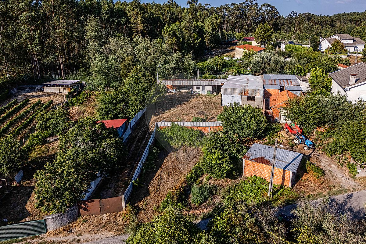 Terreno - São Miguel do Outeiro e Sabugosa, Tondela, Viseu