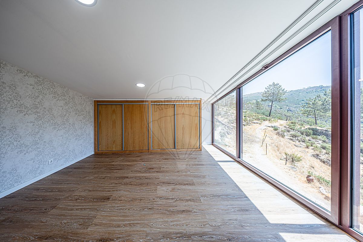Moradia T5 à venda em Sabugueiro, Seia — foto 11