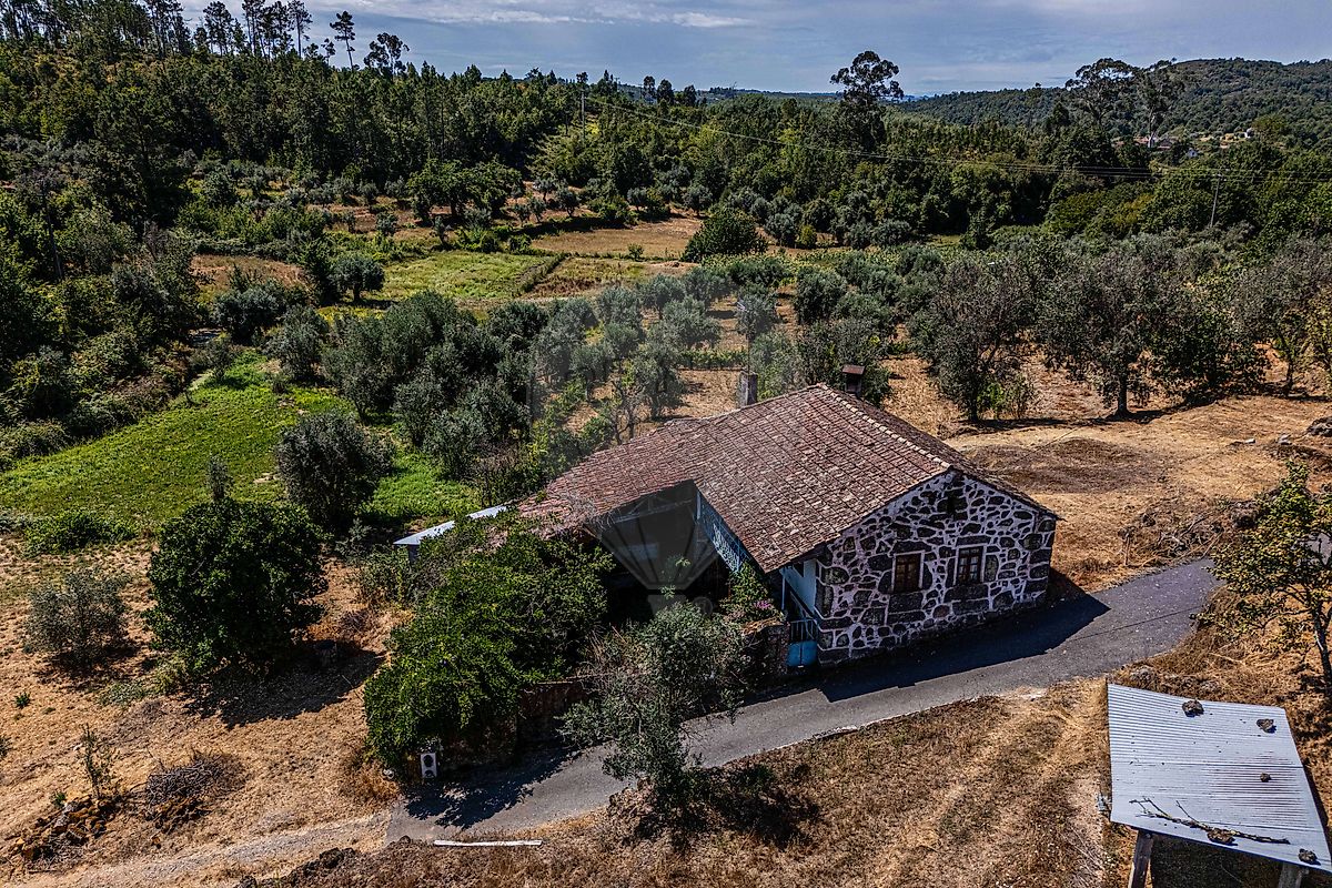 Moradia T2 em São Pedro de France, €38.000