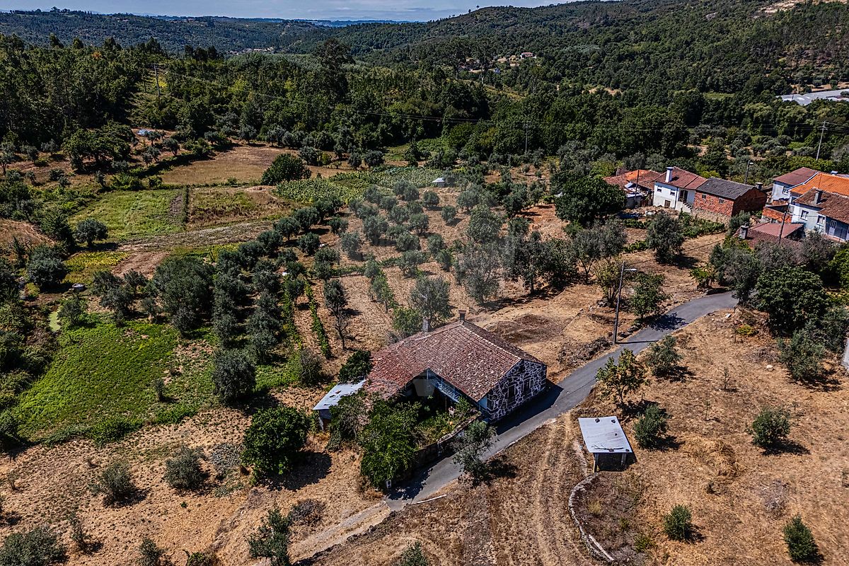 Moradia T2 à venda em São Pedro de France, Viseu — foto 3