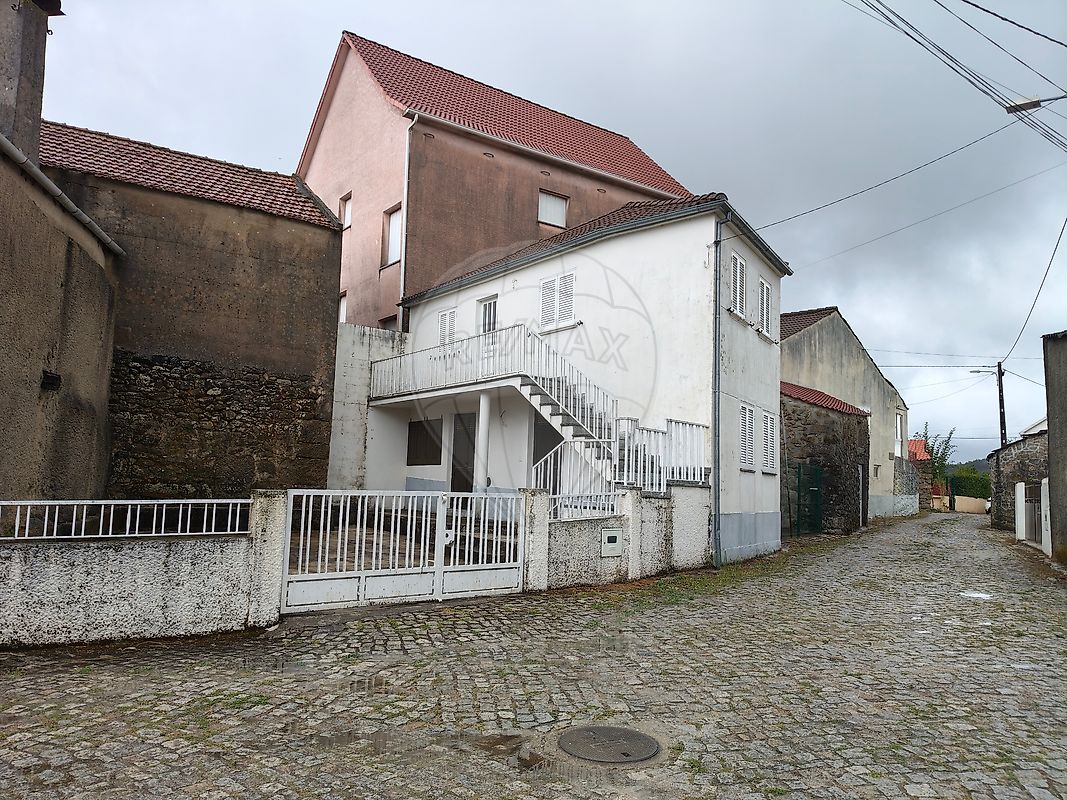 Moradia T2 - Queiriga, Vila Nova de Paiva, Viseu