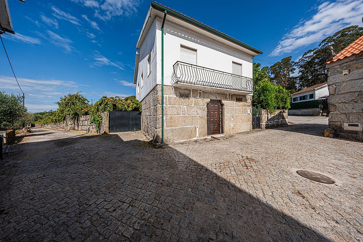 Apartamento T3 à venda em Nelas