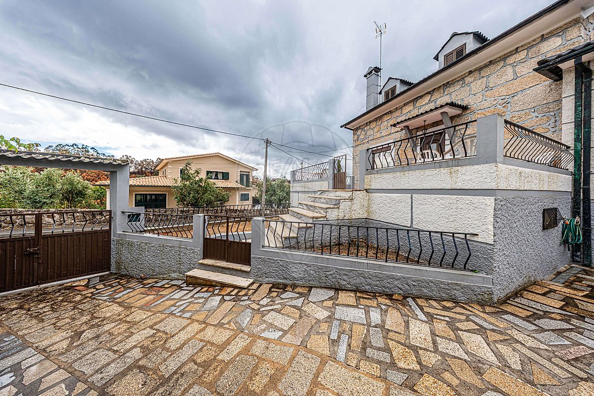 Moradia T4 à venda em Cortiçô e Vila Chã, Fornos de Algodres — foto 36
