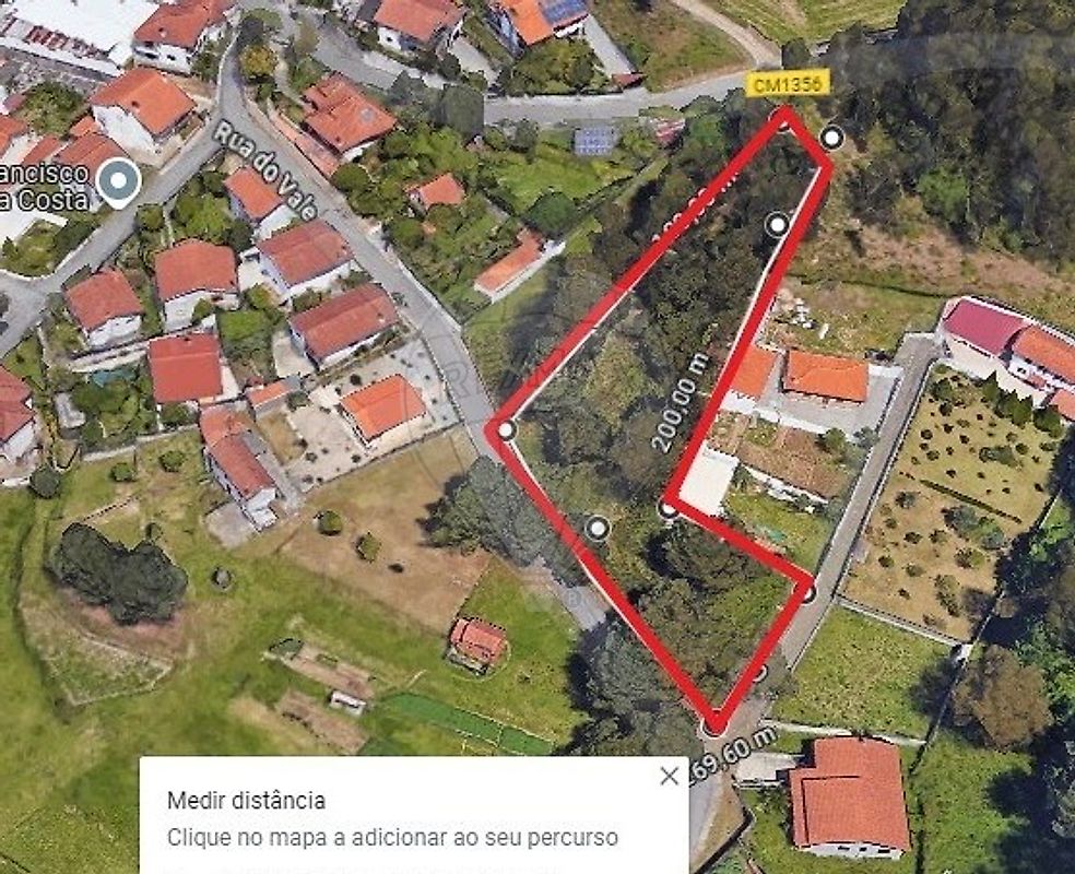 Land for sale in Vale de Cambra, Portugal — €90,000