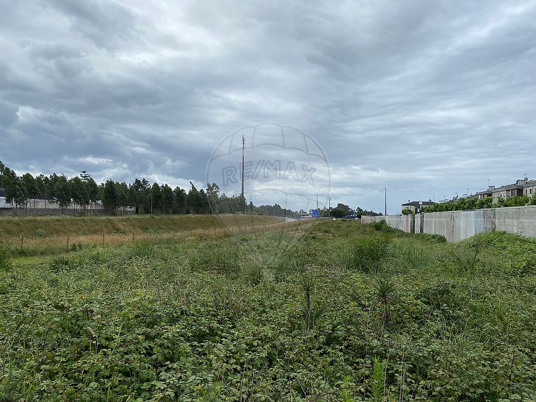 Land for sale in Ovar, Portugal — €160,000