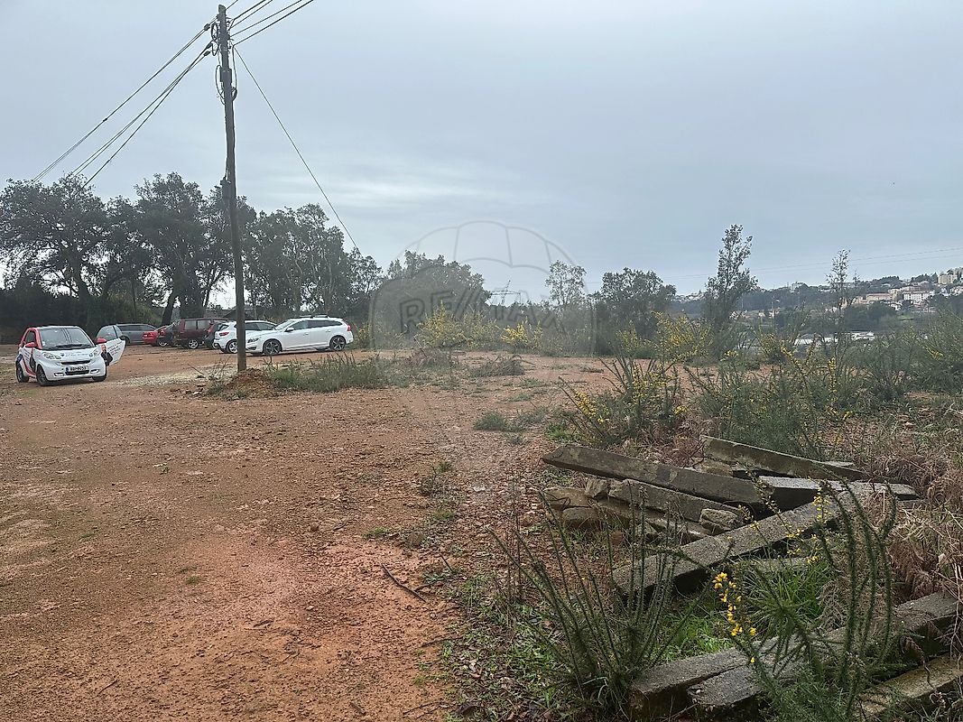 Land for sale in Santa Maria da Feira, Portugal — €100,000