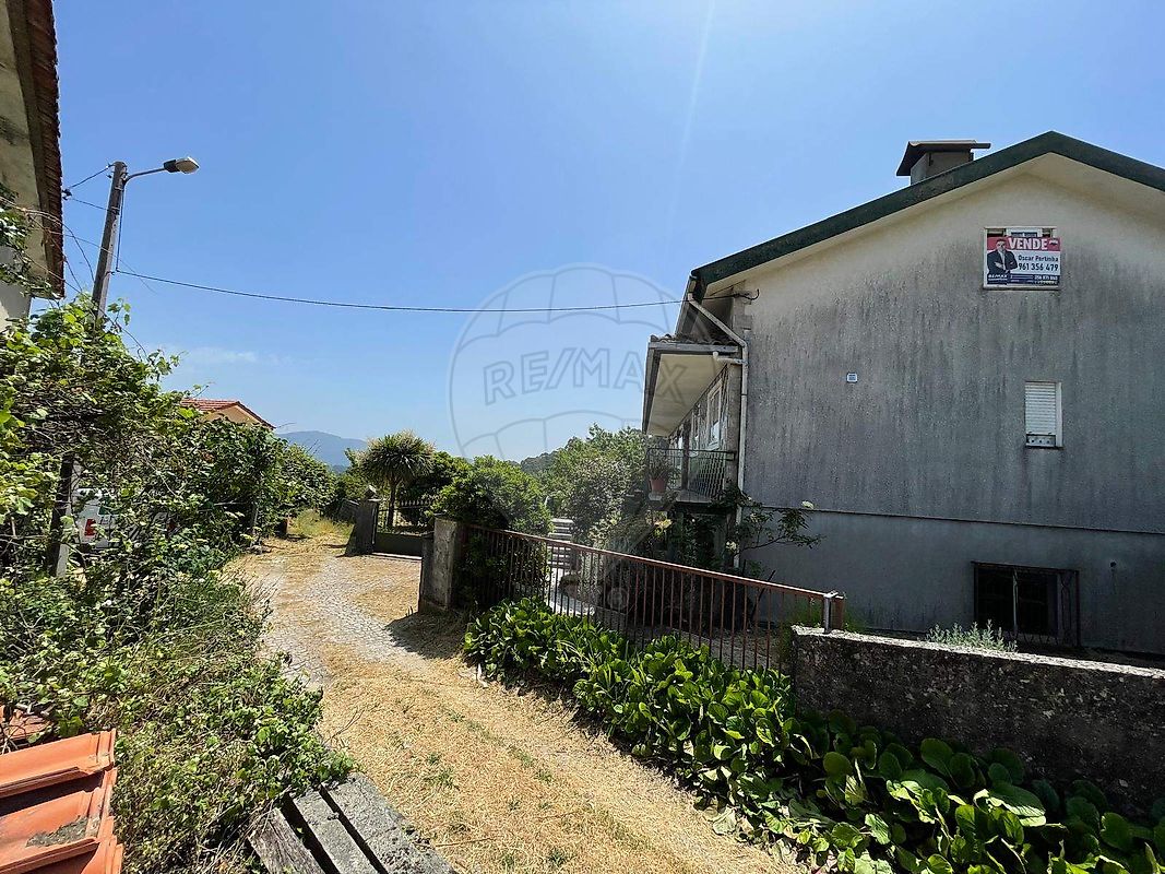 listing 122041021-1197 picture-0