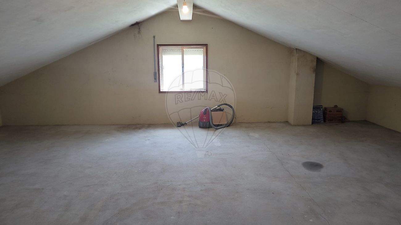 listing 122041021-1197 picture-0
