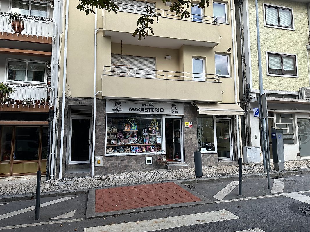 Outros - Comercial - Vila Chã, Codal e Vila Cova de Perrinho, Vale de Cambra, Aveiro