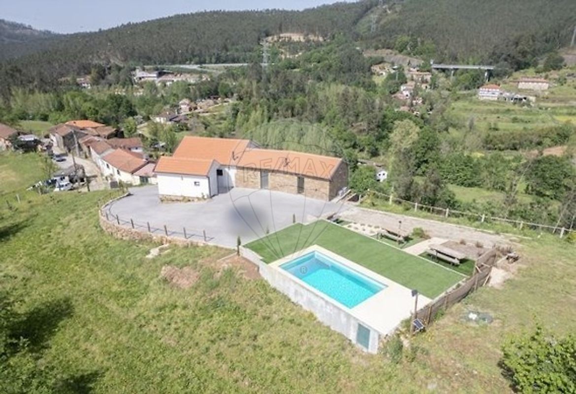 Moradia - Chave, Arouca, Aveiro