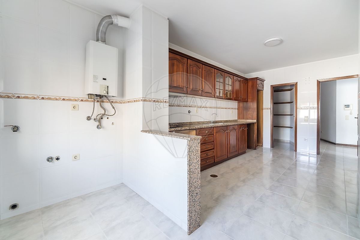 Apartamento T3 à venda em Arrifana, Santa Maria da Feira — foto 6