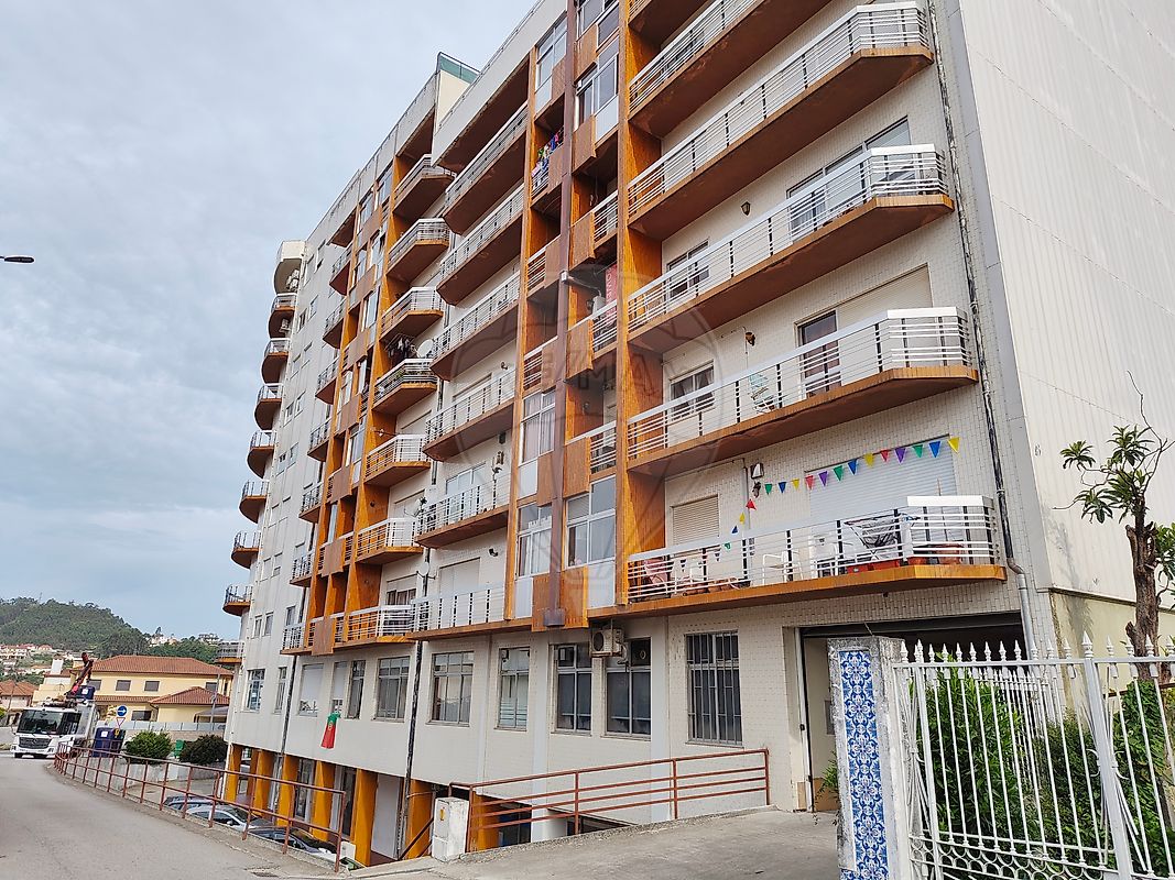 Apartamento - São Pedro de Castelões, Vale de Cambra, Aveiro
