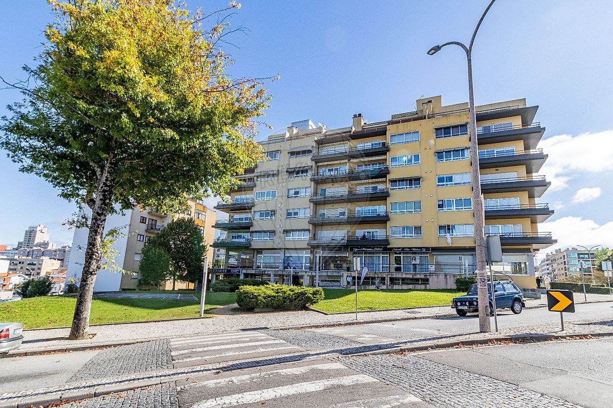 Apartamento T4 à venda em São João da Madeira