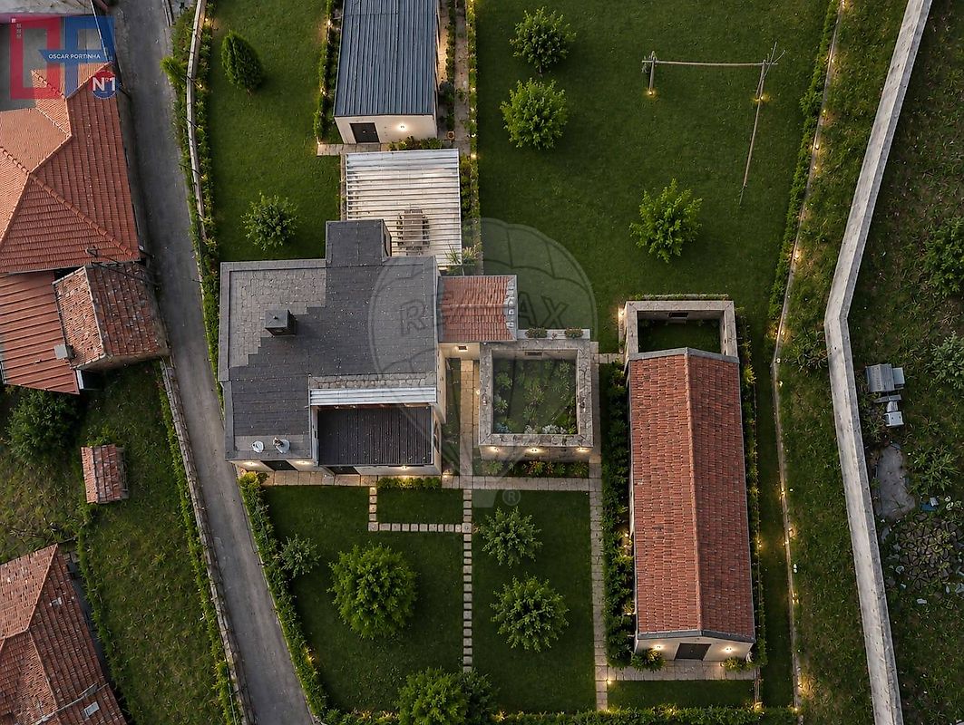 Moradia T3 à venda em São Pedro de Castelões, Vale de Cambra — foto 4