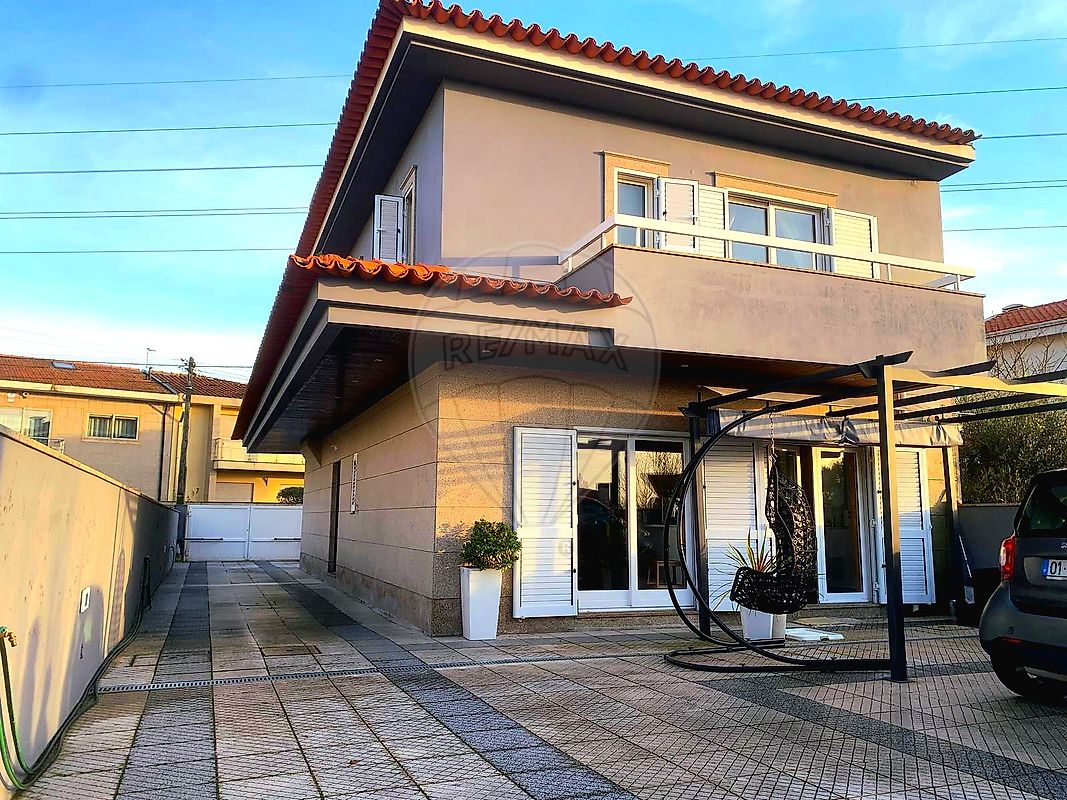 Moradia T3 à venda em Matosinhos