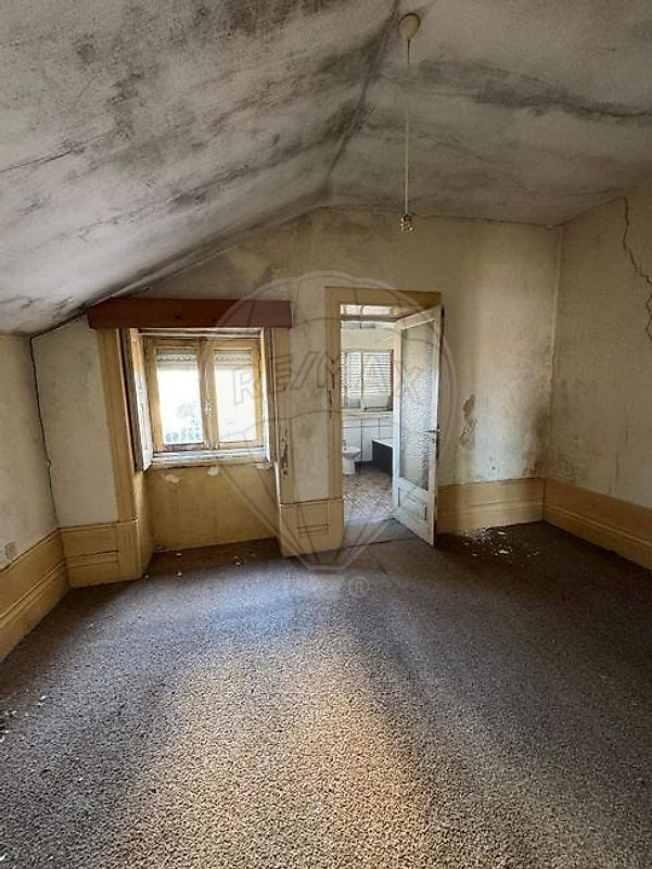 Apartamento T4 à venda em Vila Nova de Gaia