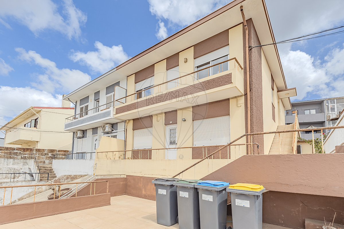 Apartamento T3 à venda em Valongo
