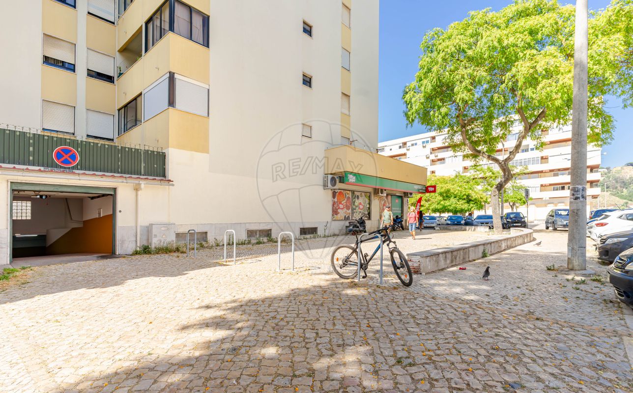 Garagem para venda