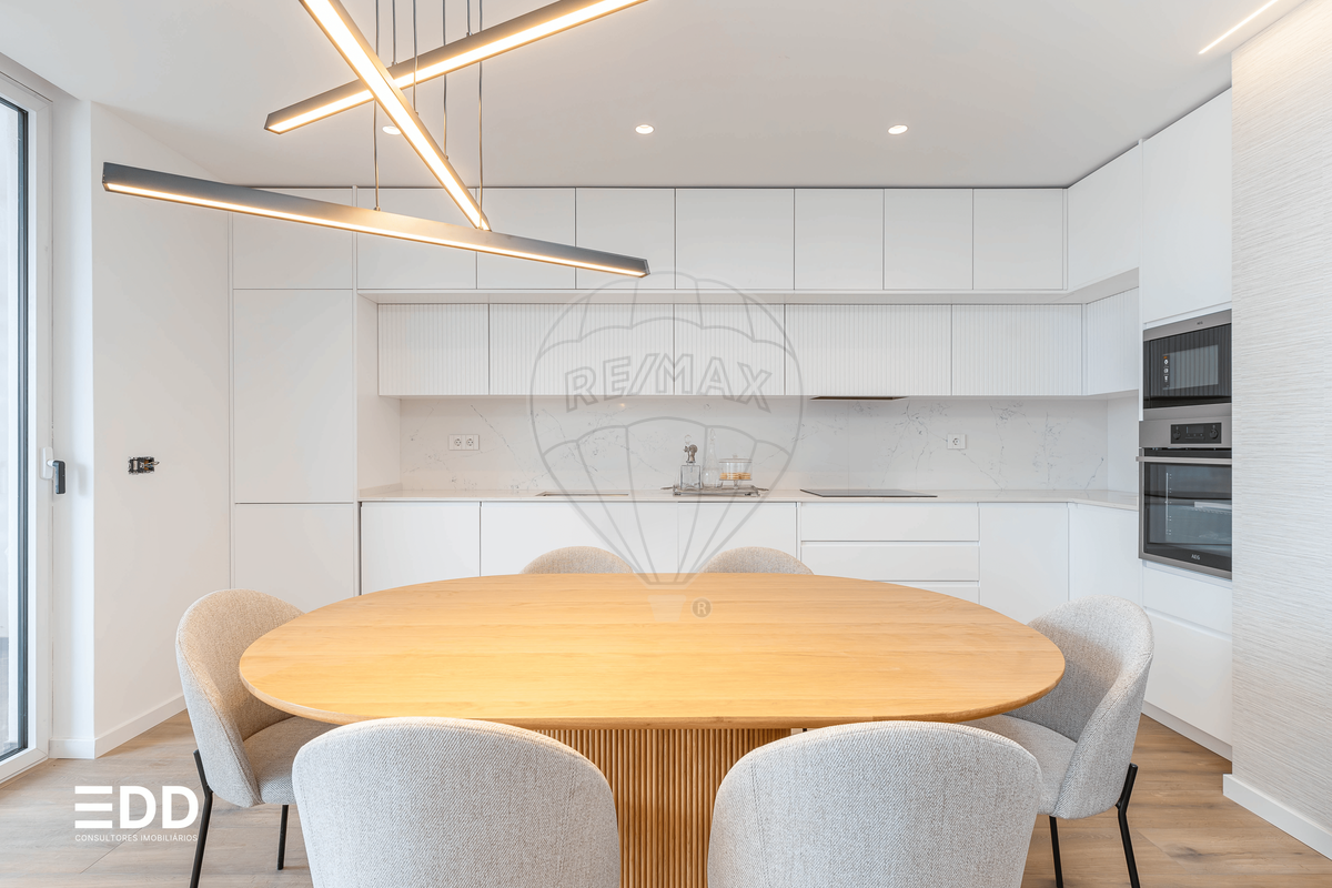 Apartamento T4 para venda